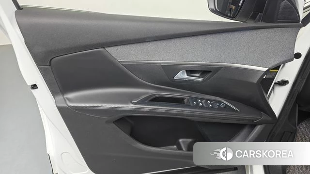 Peugeot 5008 second generation id 4203942 из Кореи 16