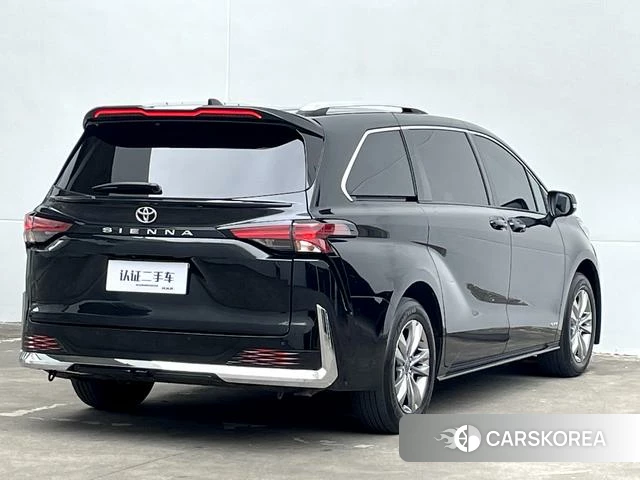 Toyota Saina id 4265984 из Китая 16