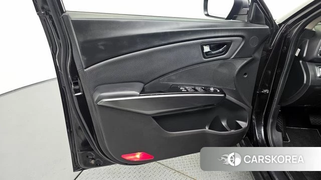 Ssangyong Berry New Tivoli id 4749771 из Кореи 16