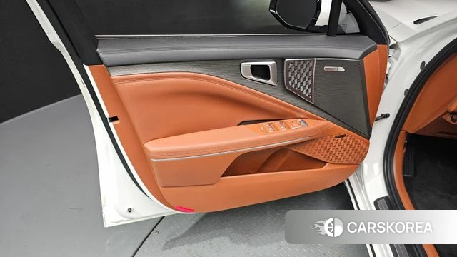 Kia The New K8 id 4408036 из Кореи 16