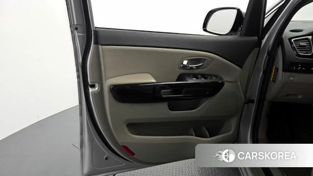 Kia The New Carnival id 4446768 из Кореи 16