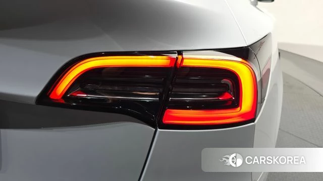 Tesla Model Y id 4442906 из Кореи 16