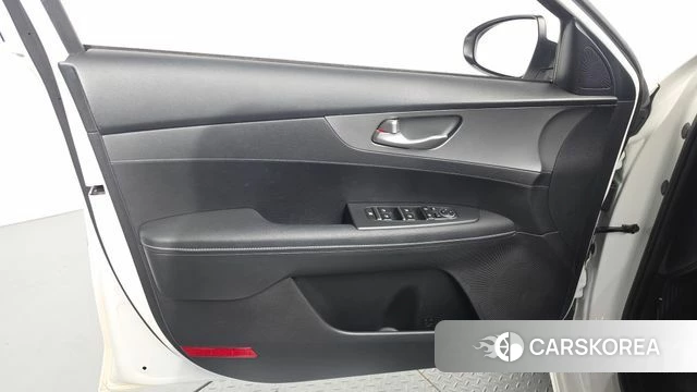 Kia Come New K3 id 4363175 из Кореи 16