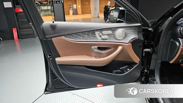 Mercedes-Benz E-Class W213 id 4687293 из Кореи 16