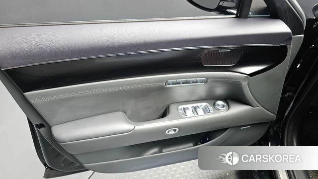 Genesis G90 (RS4) id 4592188 из Кореи 16