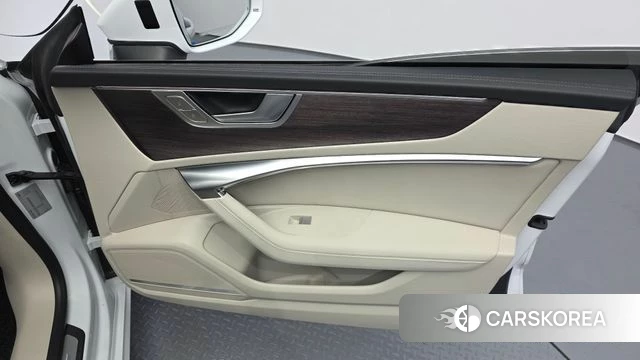 Audi A7 (4K) id 4697209 из Кореи 16