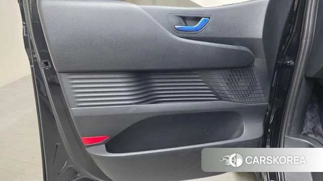 Hyundai Staria id 4469256 из Кореи 16
