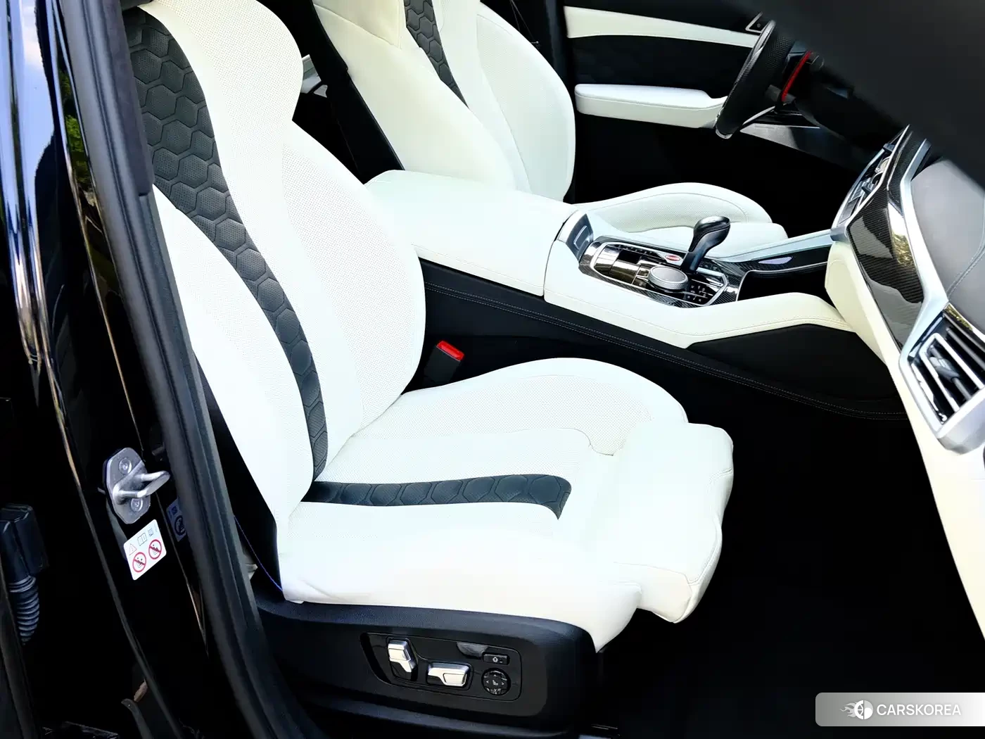 BMW X6 M id 4634723 из Китая 16