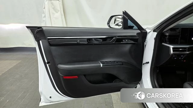 Hyundai Grandeur (GN7) id 4222601 из Кореи 16