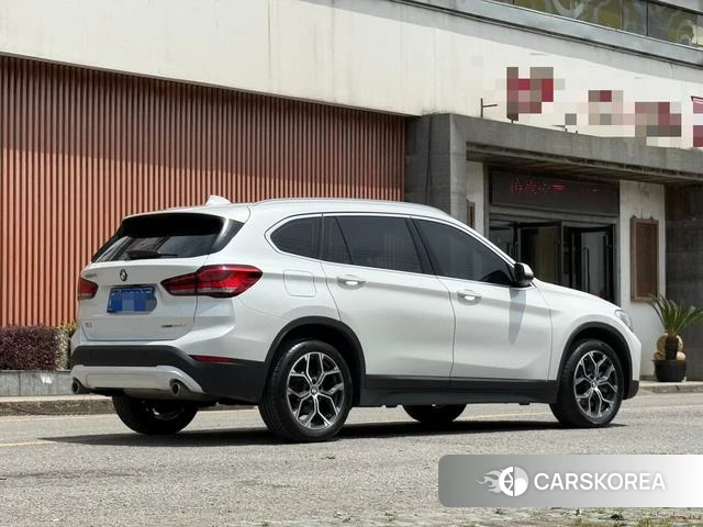 BMW X1 id 4272071 из Китая 16