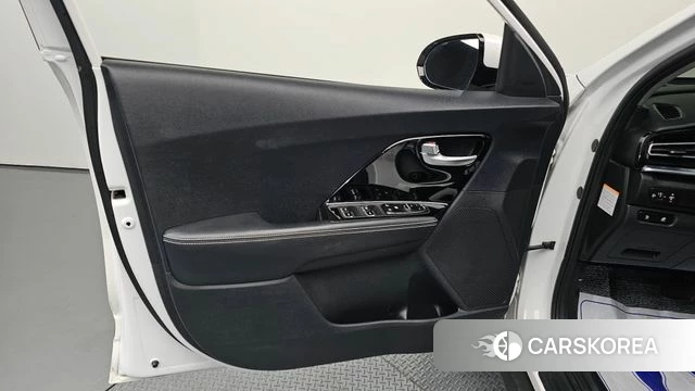 Kia Niro EV id 4316827 из Кореи 16