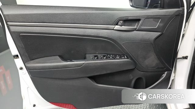 Hyundai Avante AD id 4610478 из Кореи 16