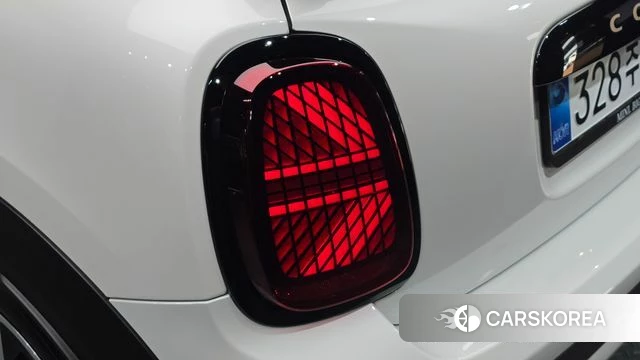 Mini Cooper S Convertible 4th Generation id 4791877 из Кореи 16