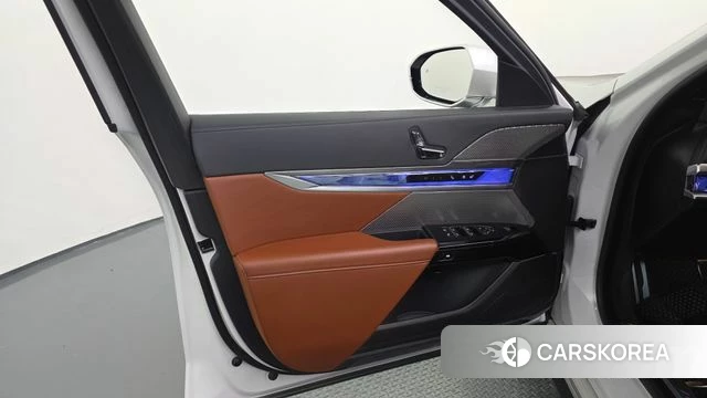 BMW 7 Series (G70) id 4607893 из Кореи 16