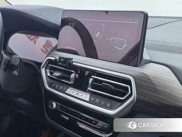 BMW X3 id 4276044 из Китая 16