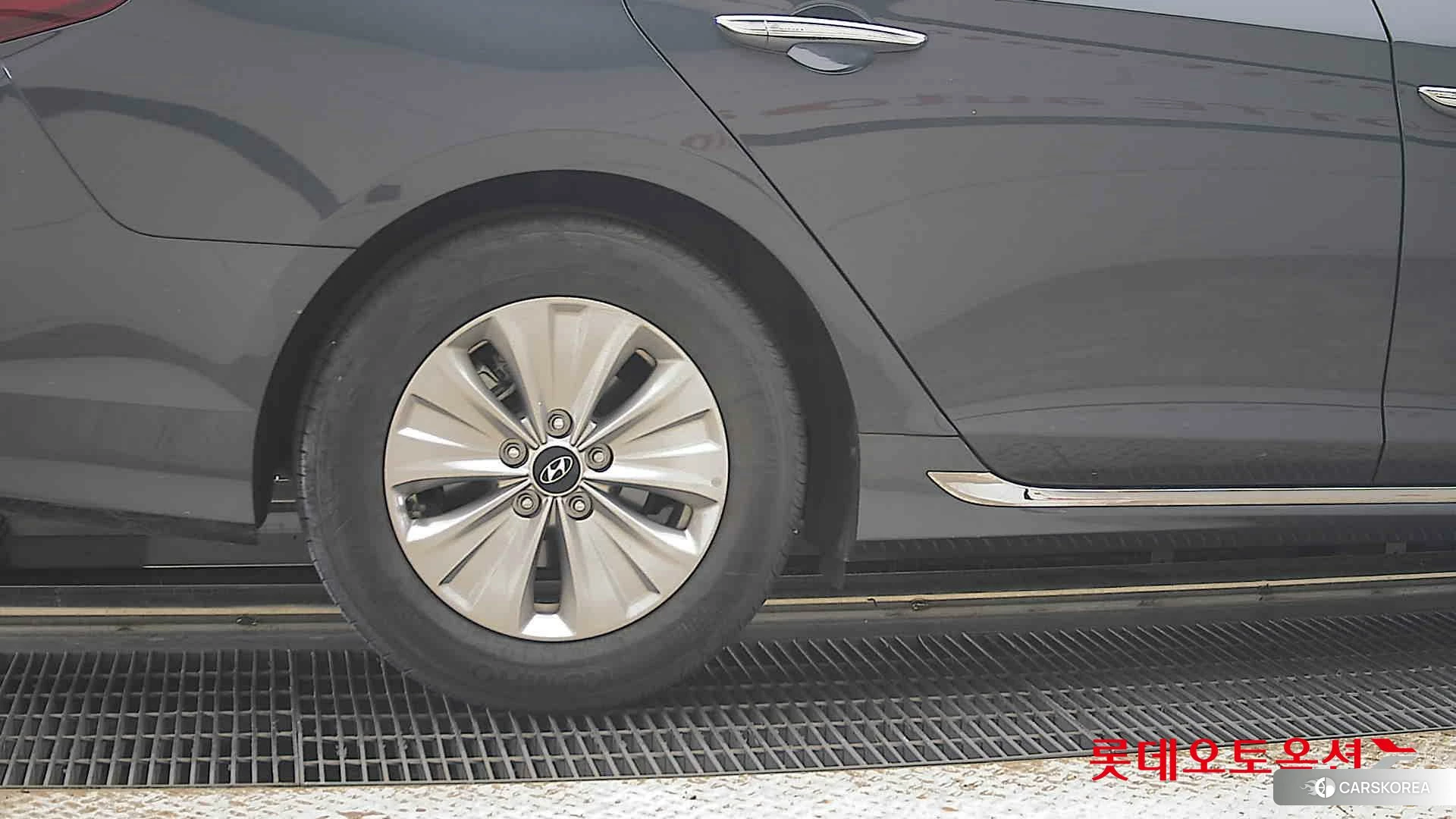 Hyundai Sonata Hybrid id 4902390 из Кореи 16