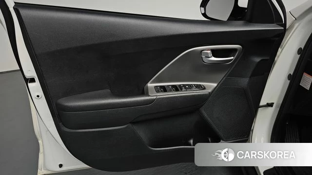 Kia Niro Plus id 4917483 из Кореи 16