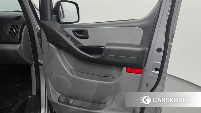 Hyundai The New Grand Starex id 4446017 из Кореи 16