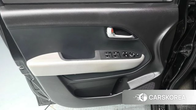 Kia The New Kia Ray id 4608347 из Кореи 16