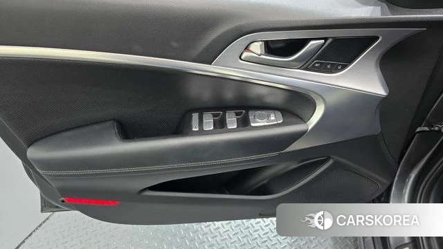 Genesis G70 id 4430228 из Кореи 16
