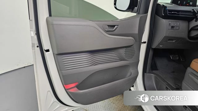 Hyundai Staria id 4336927 из Кореи 16
