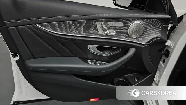 Mercedes-Benz E-Class W213 id 4223234 из Кореи 16
