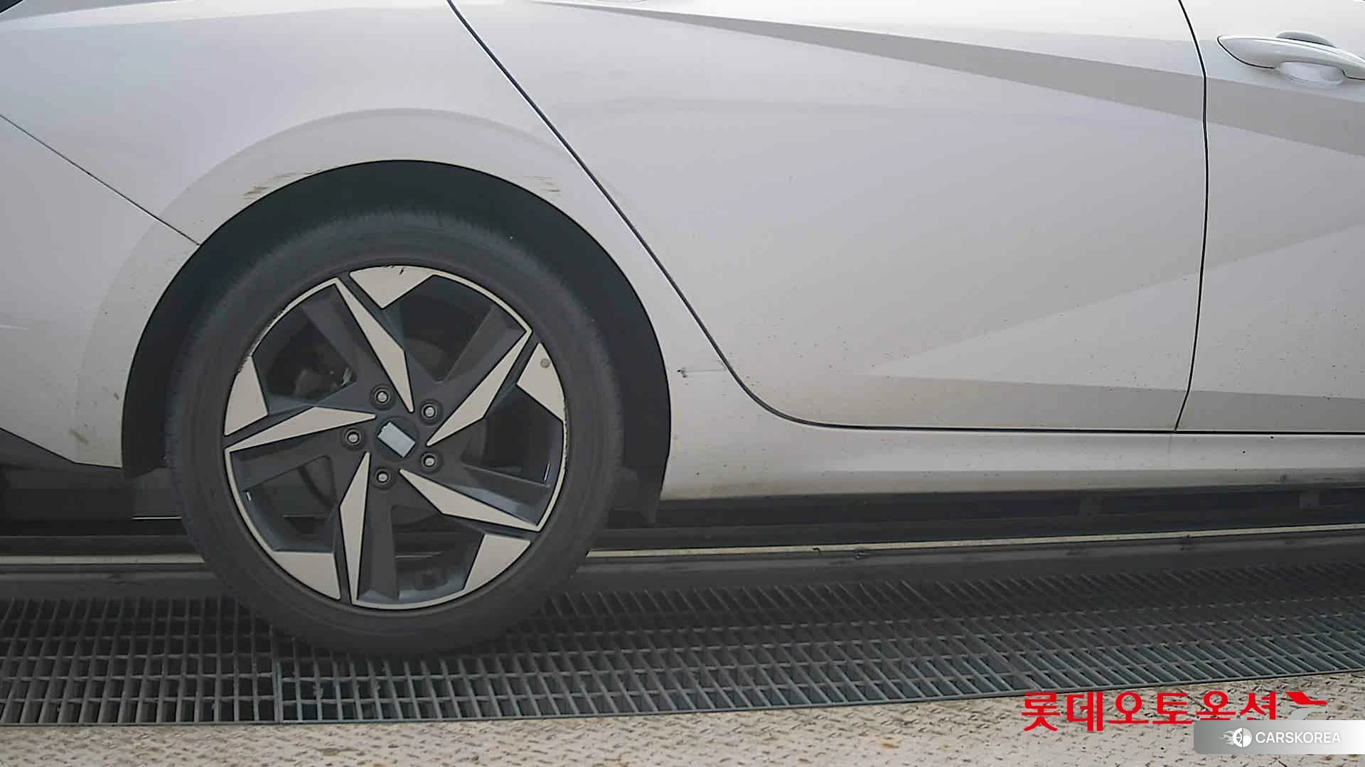 Hyundai Avante id 4669101 из Кореи 16
