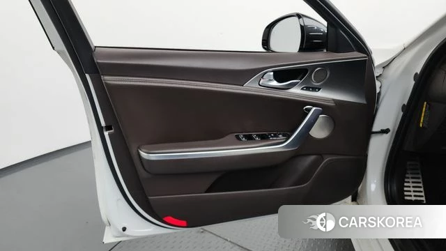 Kia Stinger id 4850134 из Кореи 16