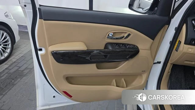 Kia The New Carnival id 4551329 из Кореи 16