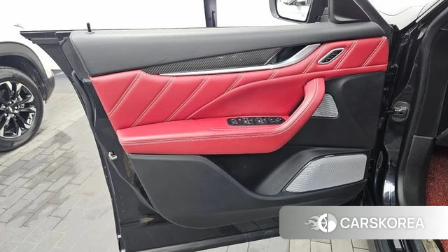 Maserati Levante id 4551636 из Кореи 16
