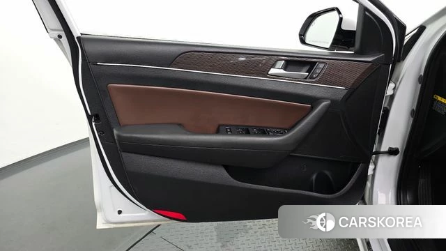 Hyundai Sonata New Rise Hybrid id 4923899 из Кореи 16