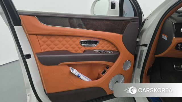 Bentley Bentayga id 4444015 из Кореи 16