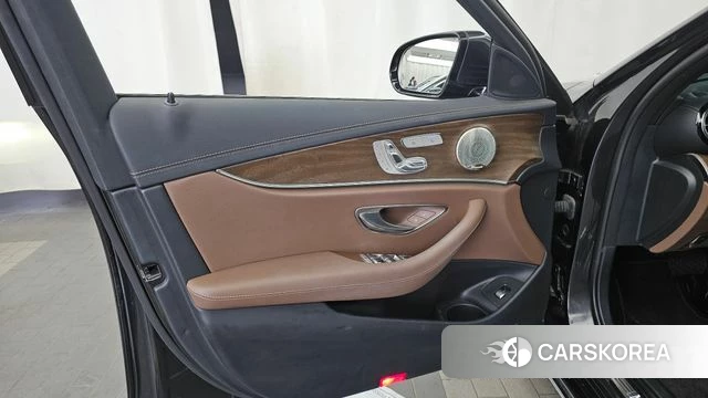 Mercedes-Benz E-Class W213 id 4488589 из Кореи 16