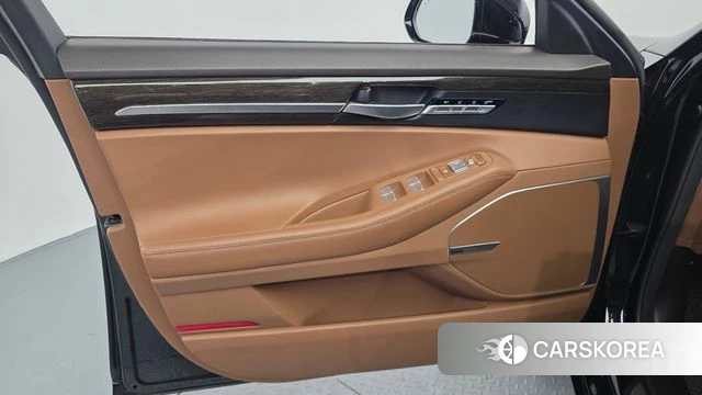 Genesis G90 id 4389626 из Кореи 16