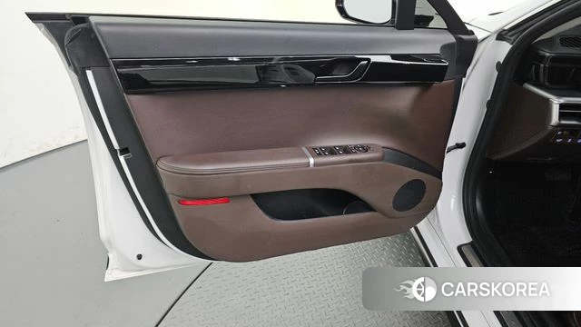 Hyundai Grandeur Hybrid (GN7) id 4623422 из Кореи 16