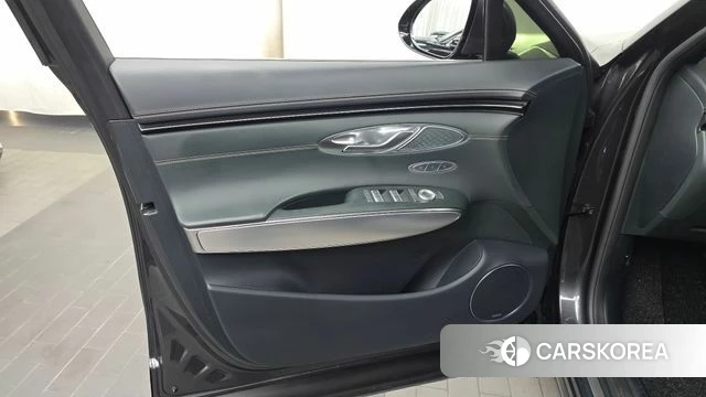 Genesis GV70 id 4464394 из Кореи 16
