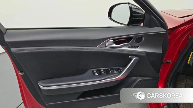 Kia Stinger id 4525917 из Кореи 16
