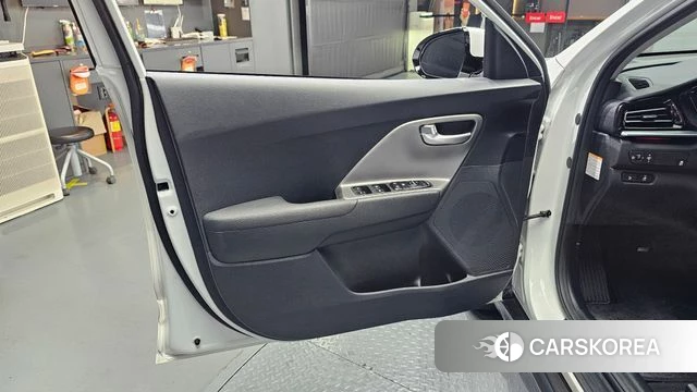 Kia Niro Plus id 4354846 из Кореи 16