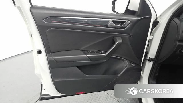 Volkswagen T-Roc id 4573179 из Кореи 16