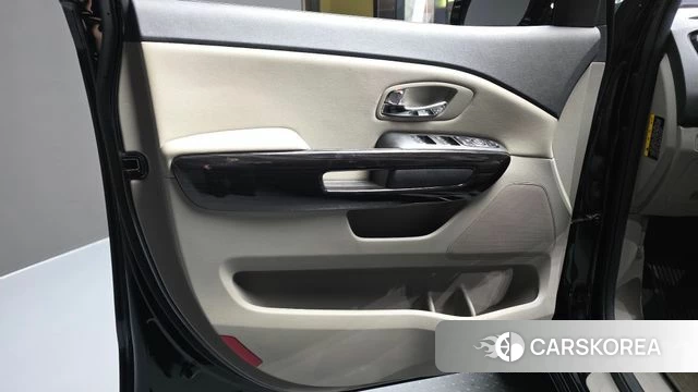 Kia The New Carnival id 4693584 из Кореи 16