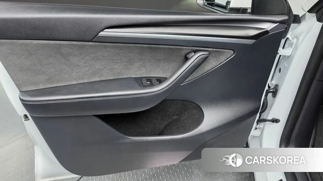 Tesla Model Y id 4681893 из Кореи 16