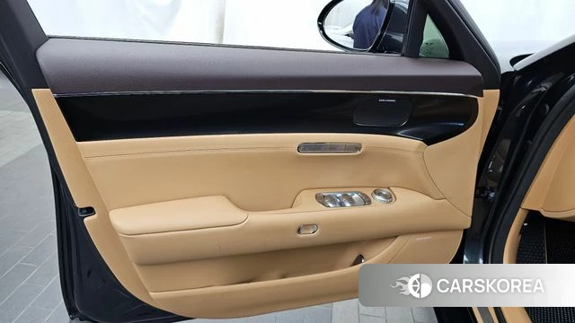 Genesis G90 (RS4) id 4640903 из Кореи 16