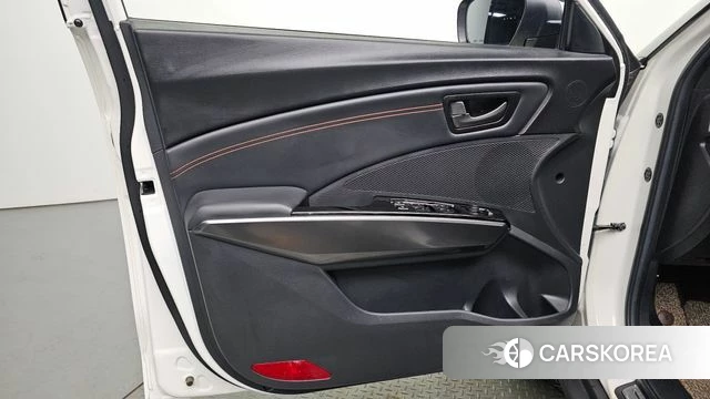Ssangyong The New Tivoli id 4768135 из Кореи 16