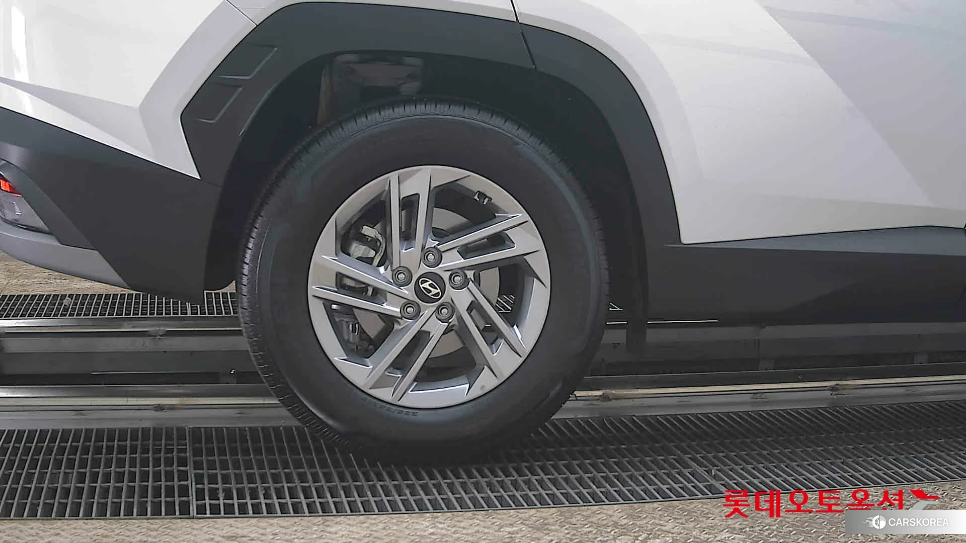 Hyundai Tucson id 3888303 из Кореи 16