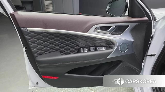 Genesis G70 id 4642782 из Кореи 16