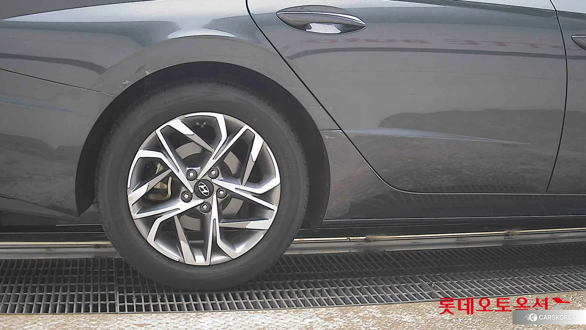 Hyundai Sonata id 3875797 из Кореи 16