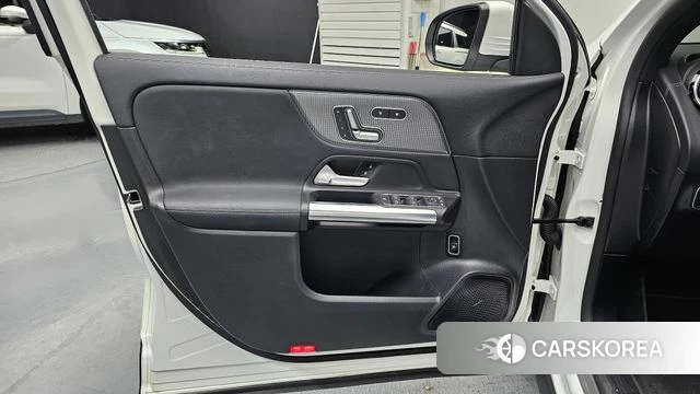 Mercedes-Benz EQA H243 id 4768916 из Кореи 16