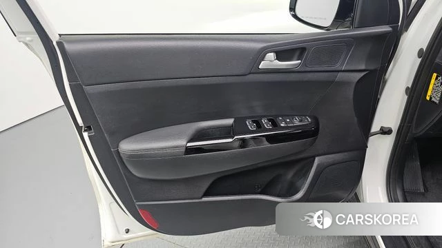 Kia Sportage The Bold id 4794875 из Кореи 16