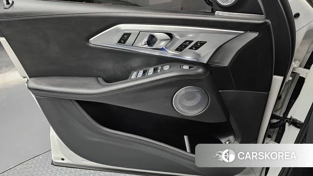 BMW XM (G09) id 4744448 из Кореи 16