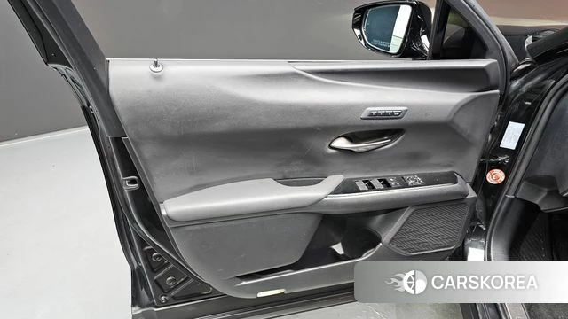 Lexus UX250h id 4741411 из Кореи 16